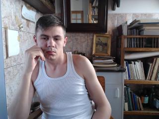 VincentHuge - Live sex cam - 2548485