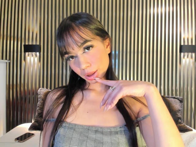 ValeMillian - Live sex cam - 25485465