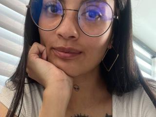 NiaWhite - Live porn &amp; sex cam - 25493797