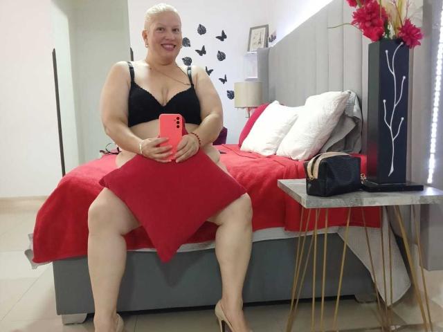 RebeccaSinss - Live sex cam - 25494181