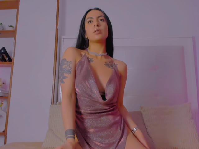 SarahLuna - Live porno og sexkamera - 25495365