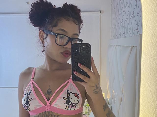 KathaleyaToms - Live sex cam - 25495697