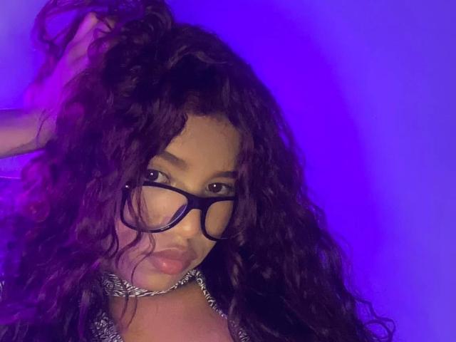 KathaleyaToms - Live sex cam - 25495721