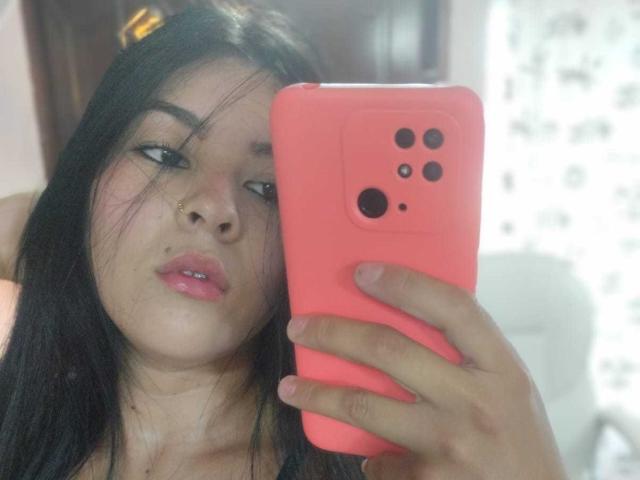 SalomeDias - Live sex cam - 25503565
