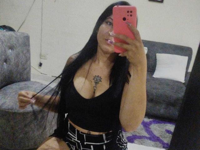 SalomeDias - Live sex cam - 25503585