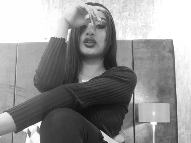 EmmaaRodriguez - Live sexe cam - 25512317