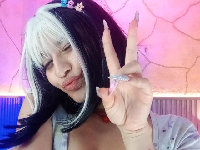 LindaWatsong - Live porn &amp; sex cam - 25513537