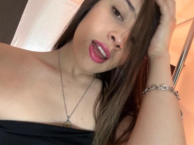 EmmaLombardi - Live sex cam - 25515661