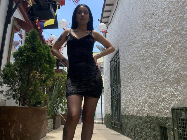 SarahLuna - Live porn &amp; sex cam - 25517561