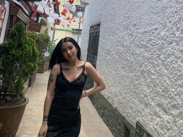 SarahLuna - Live porn &amp; sex cam - 25517565