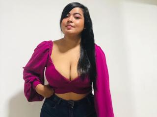 MiaBeicker - Live sex cam - 25517617