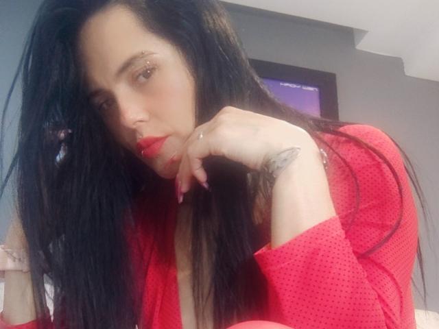 CharlotteCrofort - Sexe cam en vivo - 25518057