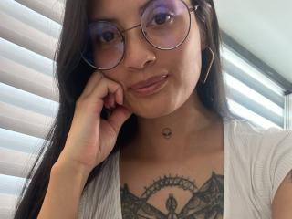 NiaWhite - Live porn &amp; sex cam - 25520389