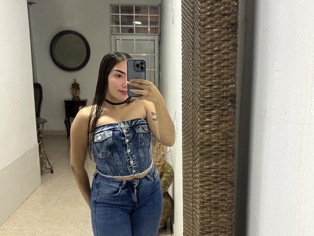 SharonKlart - Sexe cam en vivo - 25521061