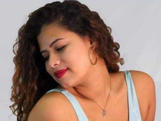 Adellee69 - Live sex cam - 25523905