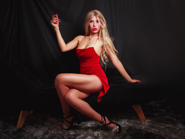 MartinaEvans - Sexe cam en vivo - 25524045