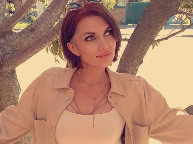 LisaTreds - Sexe cam en vivo - 25529153