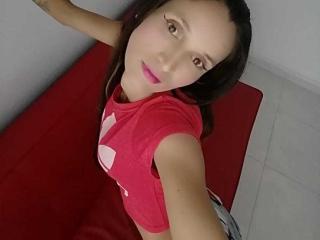 LoveliHanna - Live sex cam - 25532013