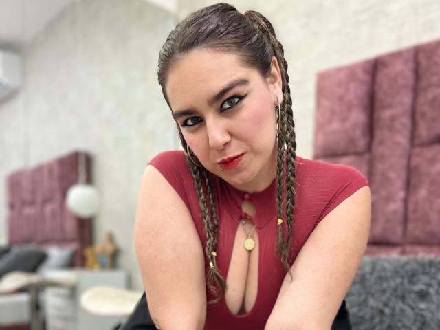TaylorNova - Sexe cam en vivo - 25534417