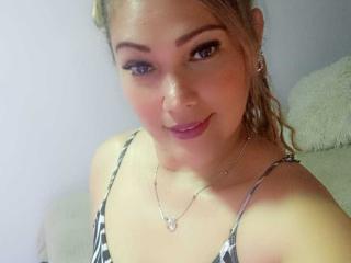 SamiraLennox - Live porn &amp; sex cam - 25536165