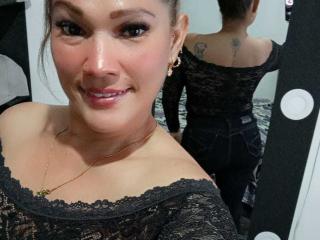 SamiraLennox - Live porn &amp; sex cam - 25536177