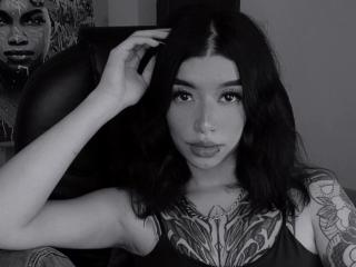 RebekahBlack - Live sex cam - 25538693