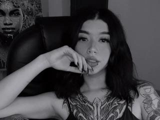 RebekahBlack - Live sex cam - 25538701