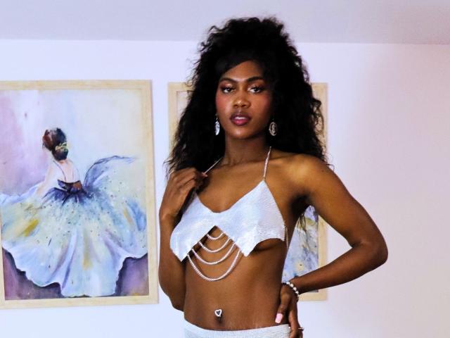 MeganMonsalve - Live sexe cam - 25538829