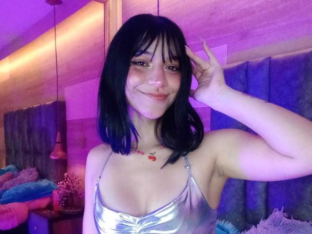 LindaWatsong - Live sex cam - 25539501