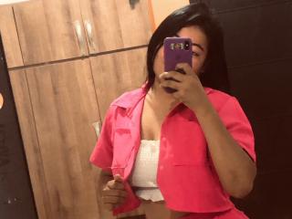 MiaBeicker - Live sex cam - 25544629