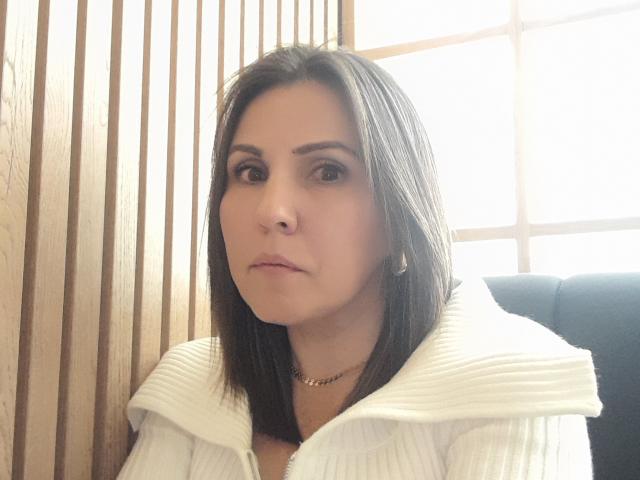 AdelaShery - Live Sex Cam - 25548725