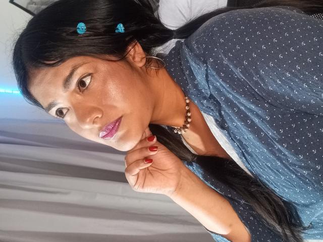 ArianithaXox - Live sex cam - 25552289