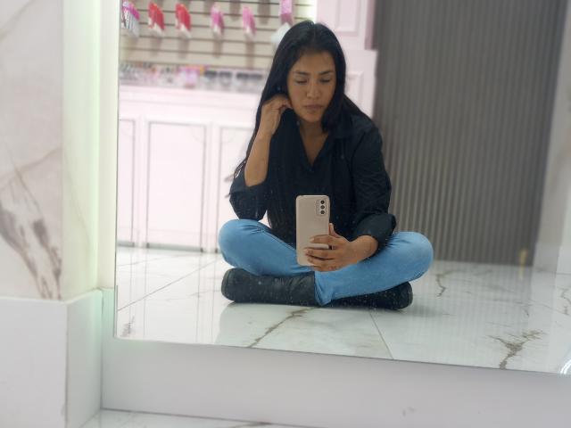 ArianithaXox - Sexe cam en vivo - 25552365