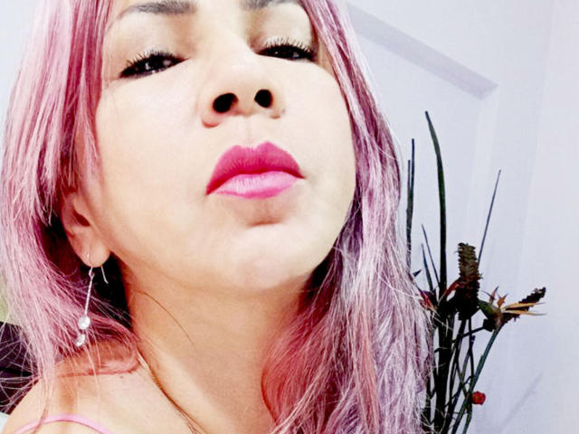 BrigiteWalsh - Live porn &amp; sex cam - 25553285