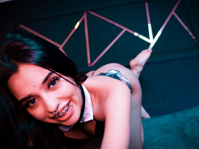 AtheneaCoveen - Sexe cam en vivo - 25555425