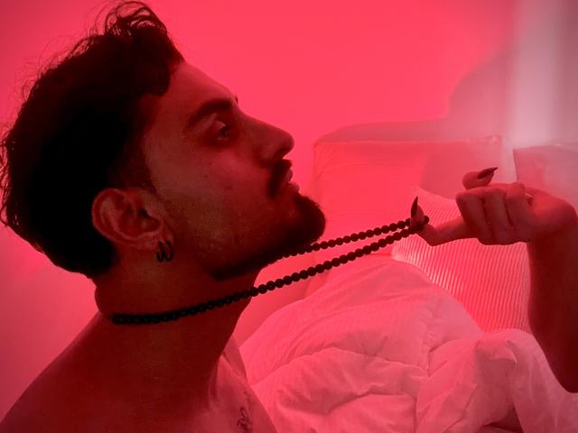 IvannaAndFriend - Live porn &amp; sex cam - 25555661