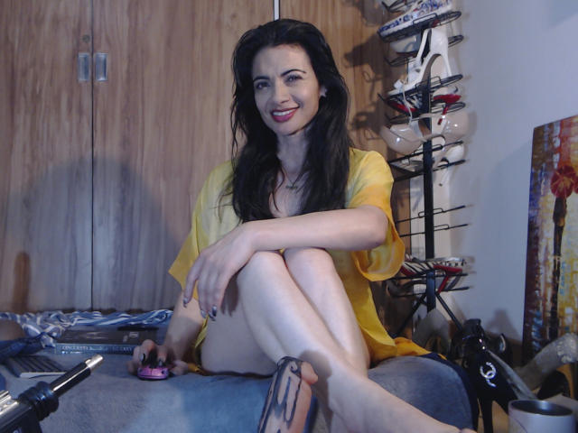 AfroditaRgenis - Sexe cam en vivo - 25555737
