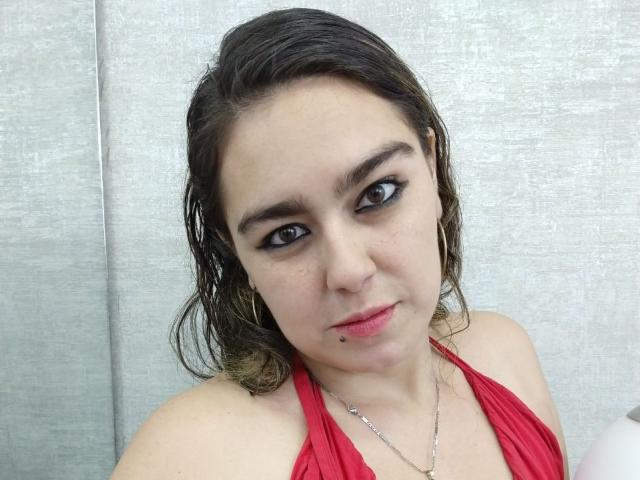 TaylorNova - Live sex cam - 25560209