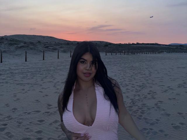 cloerhet-hot - Live sex cam - 25561649