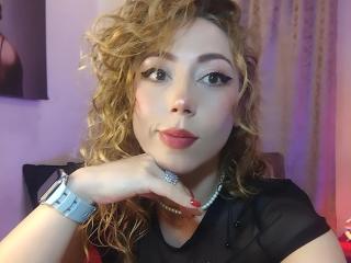 DouceKhrystine - Live sex cam - 25566397