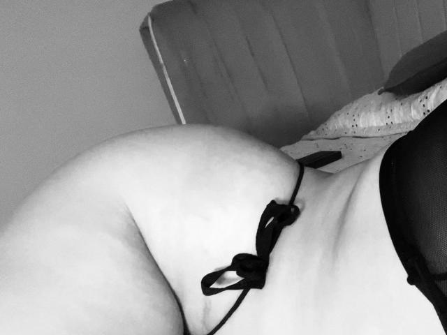 AlexaThoms - Live sex cam - 25567621