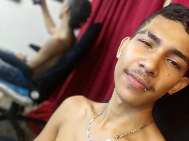 AndrewRock - Sexe cam en vivo - 25568913