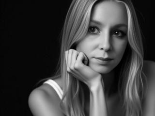 DinaRichards - Live sex cam - 25572077