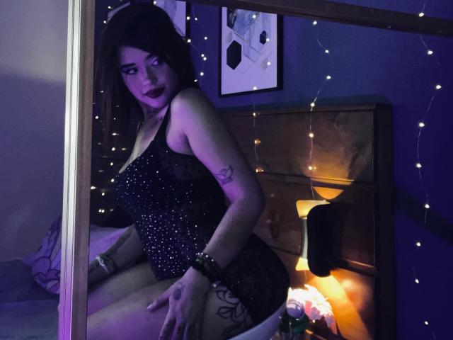 LolitaRose - Live sexe cam - 25577021