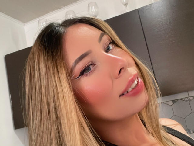 JennyLawry - Live sex cam - 25577649