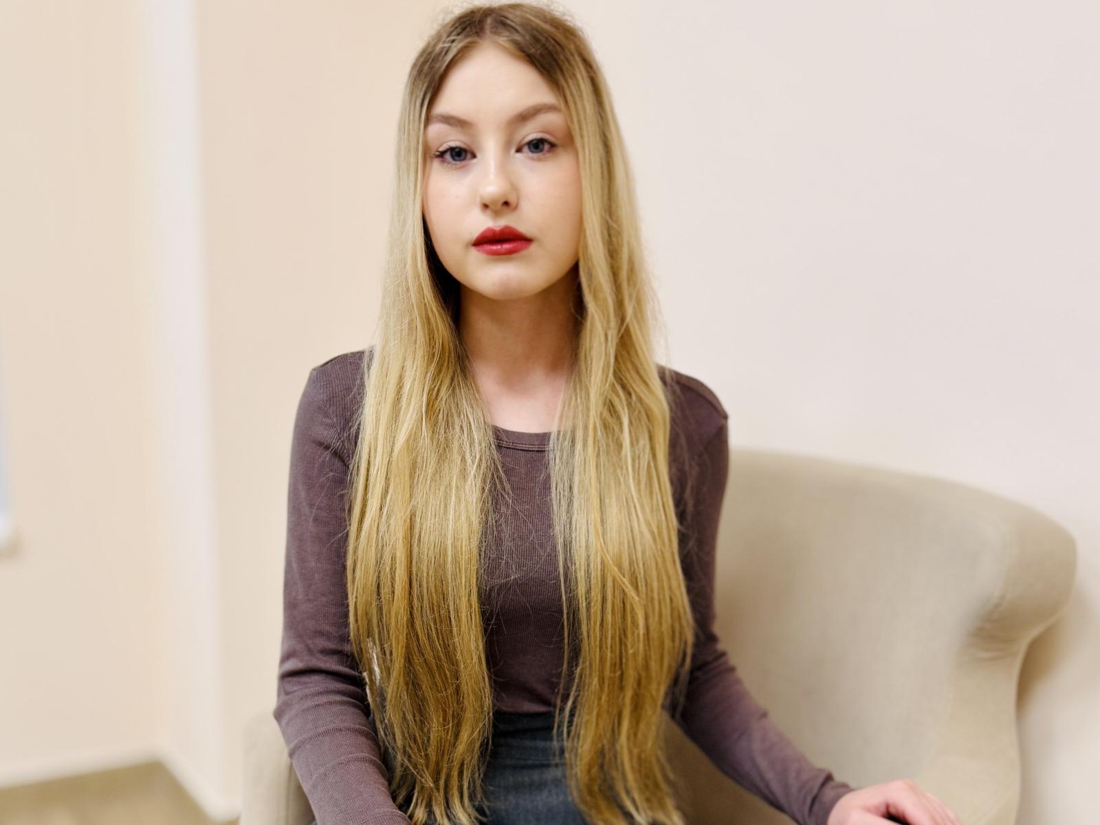 NevaBrowne - Live sexe cam - 25581925