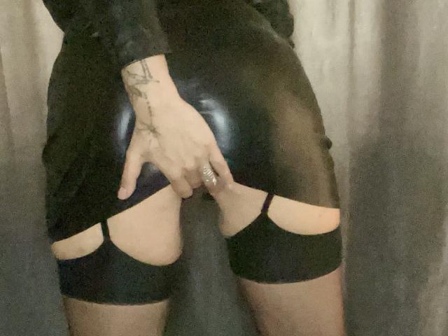 AmallyaReturns - Live sex cam - 25585041