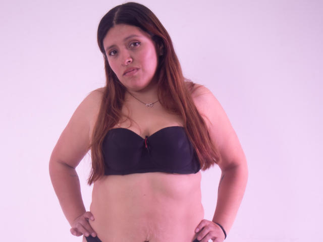 TaylorBecker - Live sex cam - 25586773
