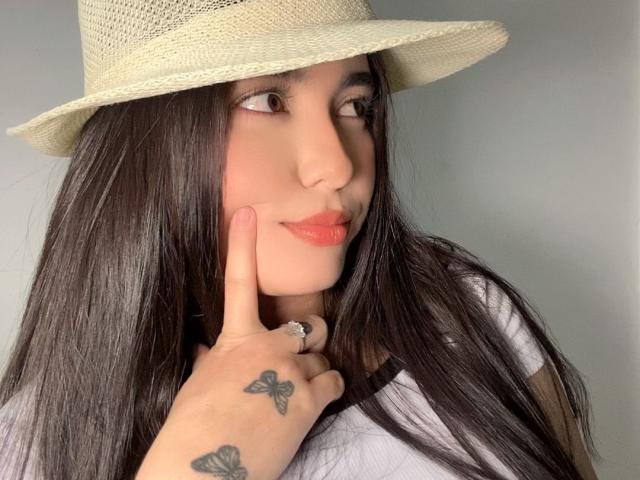 LianaBernocchi - Live porn &amp; sex cam - 25592697