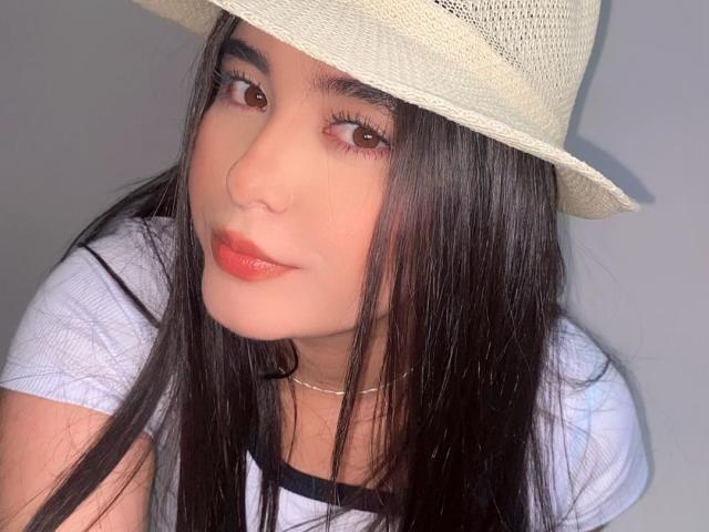 LianaBernocchi - Live porn &amp; sex cam - 25592701